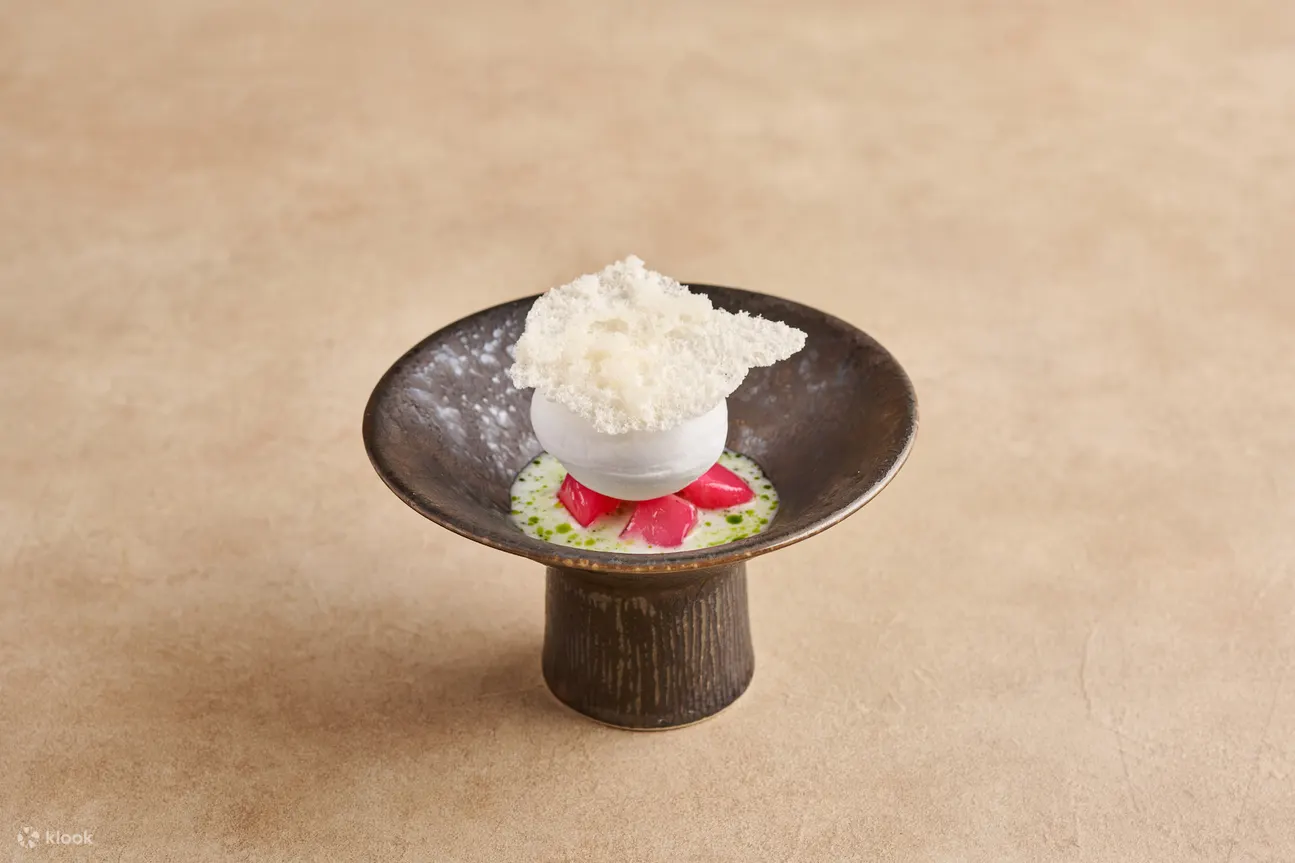 由新加坡良木园酒店 Juan Amador 设计的 Alma 酒店